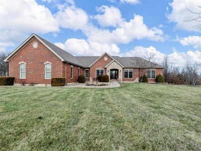 131 Brentwood Dr, Moscow Mills, MO, 63362