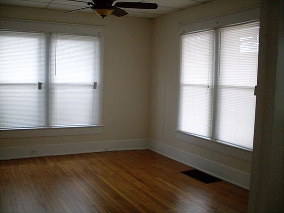 3rd image of 711 Kensington Ave