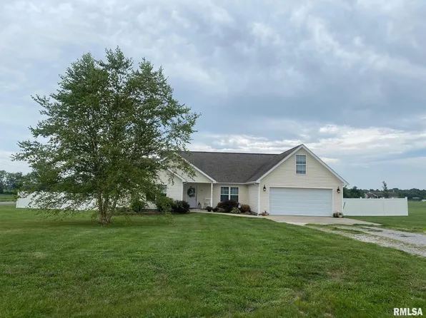 22 Jett Sawyer Ln, De Soto, IL 62924