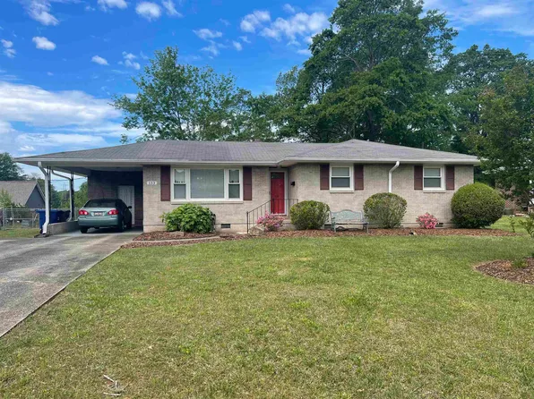 133 Loche Adele Dr, Spartanburg, SC 29307