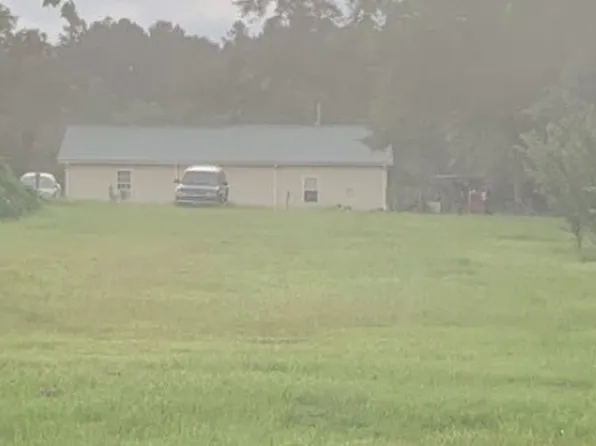 12475 Mac Curry Rd, Andalusia, AL 36420