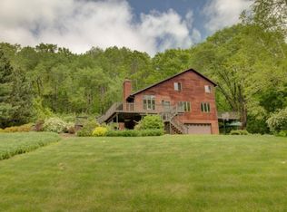 N3264 Bond Rd, La Crosse, WI 54601