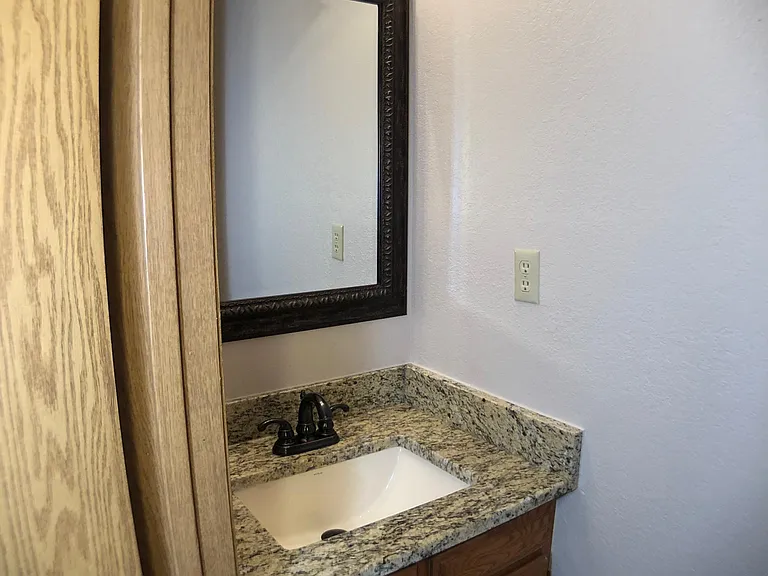 19840 Summerset Ln — Photo 7