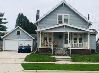 1409 Wollmer St, Manitowoc, WI 54220