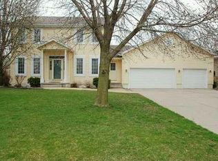 4507 92nd Ct, Urbandale, IA 50322
