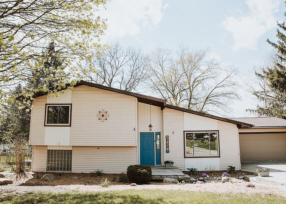 1st image of 7876 Jennifer Agnes Ave