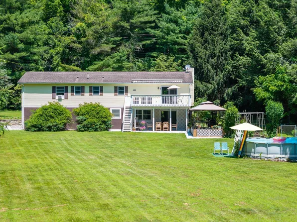 542 Peekskill Hollow Road, Putnam Valley, NY 10579