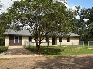 102 Live Oak Ln, Somerville, TX 77879