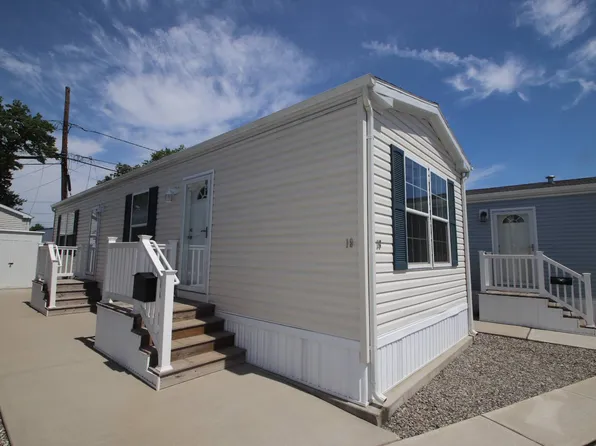 1501 Roosevelt Ave Unit L-18, Carteret, NJ 07008