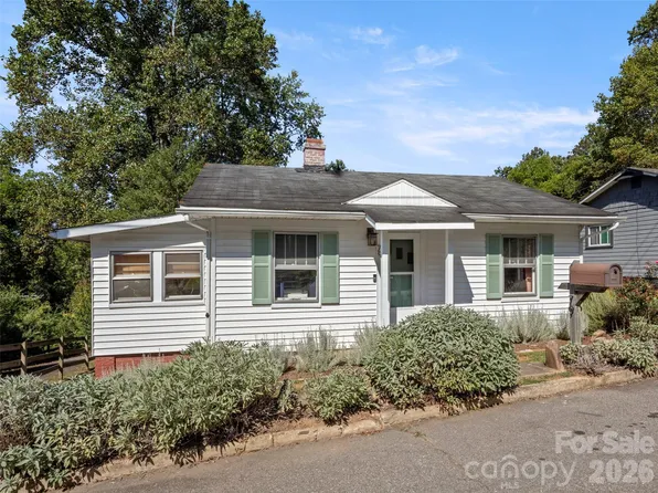 79 Craig Cir, Asheville, NC 28805