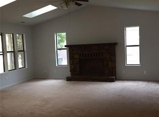 3413 W Wood St, Rogers, AR 72756
