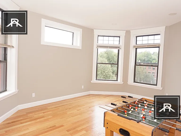 1912 Beacon St #2 — Photo 8