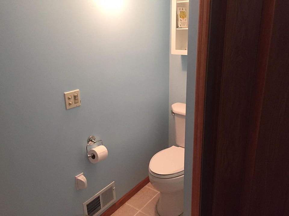 1st image of 305 6th St