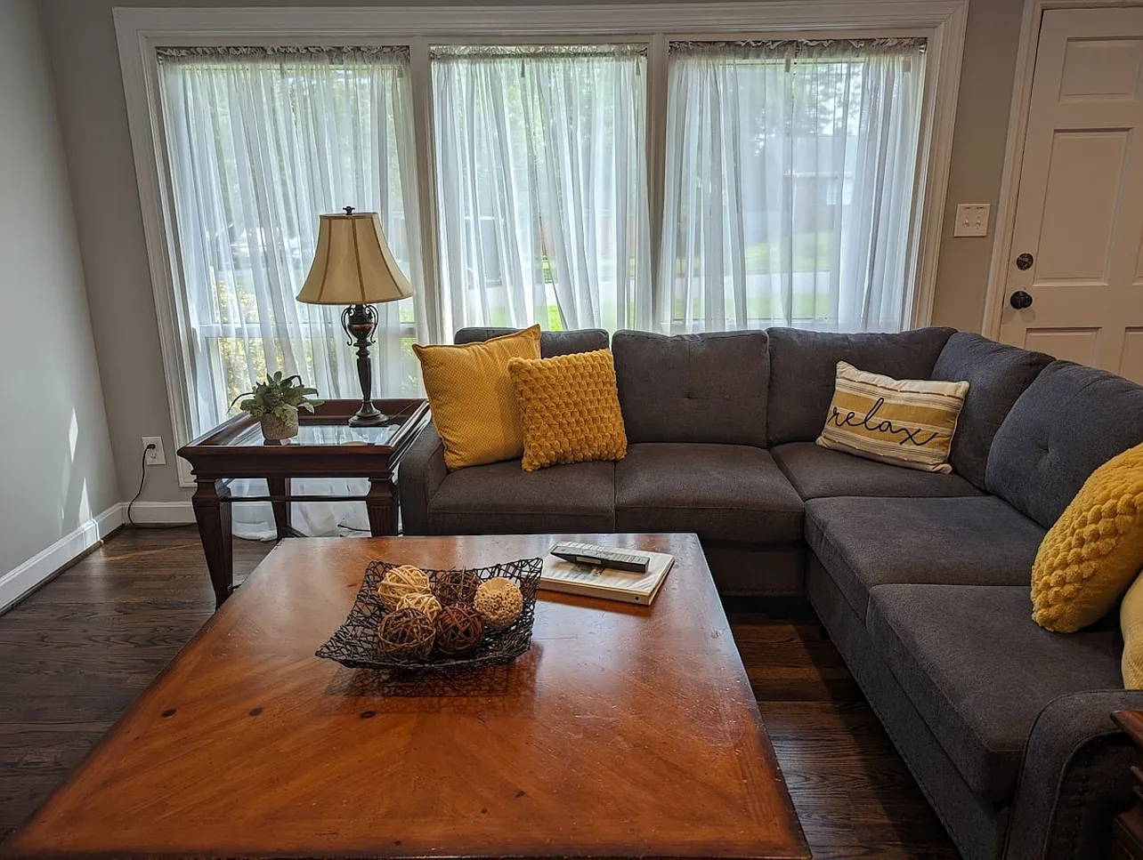 3 bed, $3,600 — Photo 4