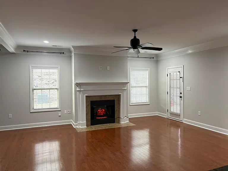 123 Chelsea Park — Photo 4