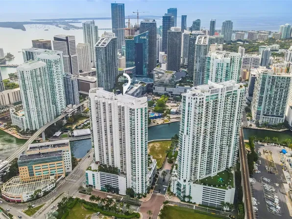 350 S Miami Ave #2412, Miami, FL 33130