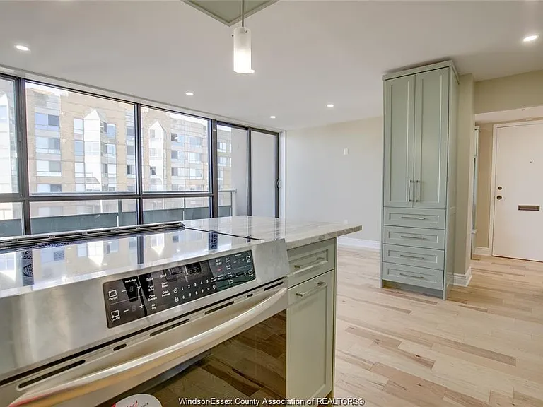 111 Riverside Dr E #1607 — Photo 11