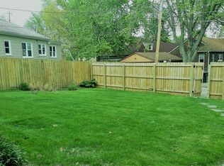 2011 36th St, Rock Island, IL 61201