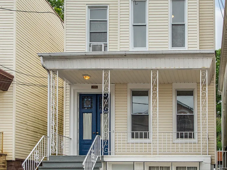 205 Hutton St #2 — Photo 13