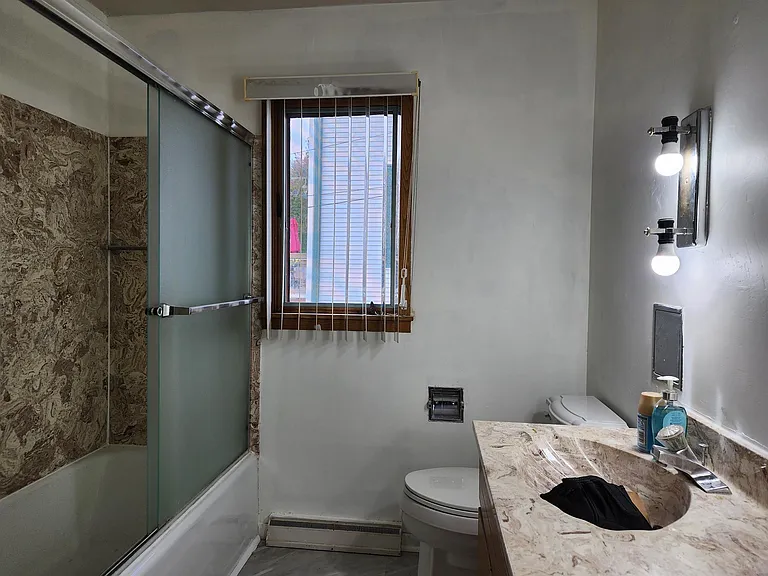 822 W Pleasant St — Photo 22