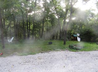 Claymount St, Eureka Springs, AR 72632