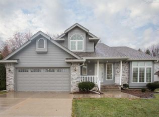 121 Applewood Ct, Council Bluffs, IA 51503