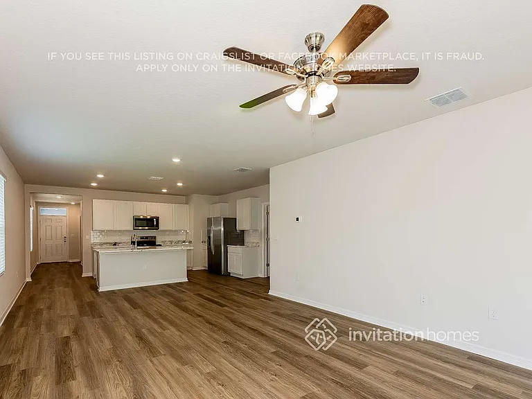 7985 Majestic Palms Ct — Photo 6