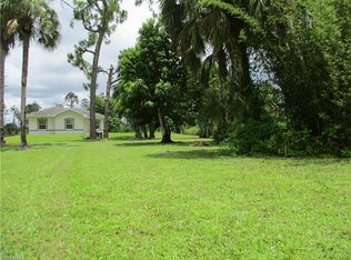 1280 Dove Tree St, Naples, FL 34117