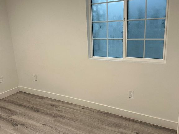 5th image of 8552 Flower St