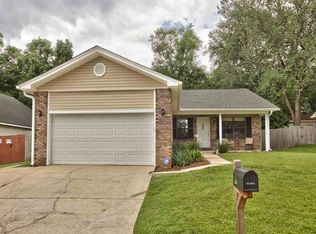 2002 Rob Way, Tallahassee, FL 32303