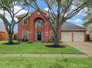 137 Greenridge Cir, League City, TX 77573