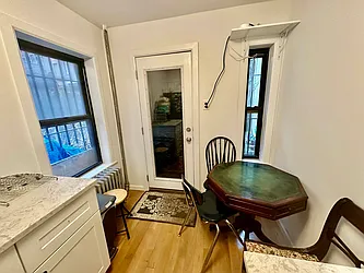 Rented by Ready Group