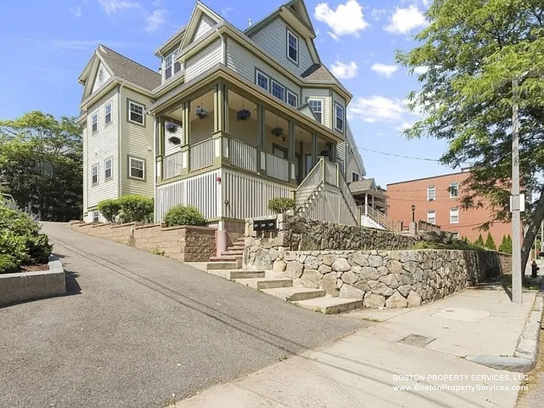 15 Millmont St #2 — Photo 2