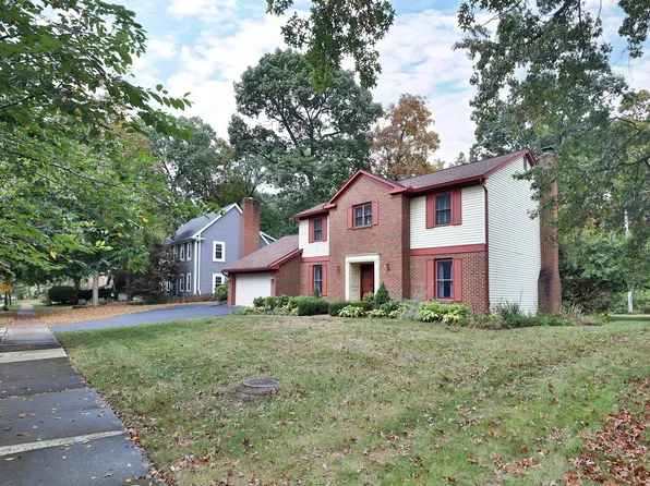 1146 Forest Rise Dr, Westerville, OH 43081