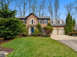 5611 Sugarbush Ln, Rockville, MD 20852