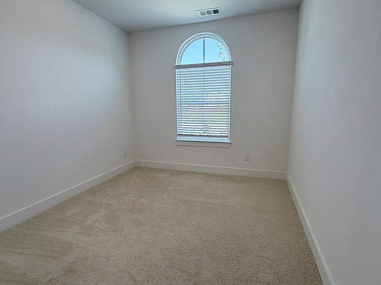1404 Pintail Pl — Photo 28