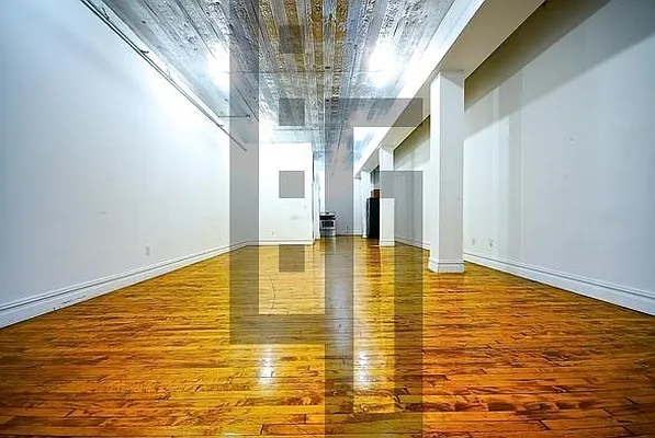 Rented by Loom Group | media 2