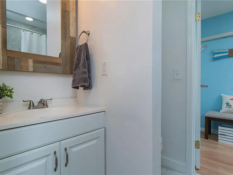 5041 N Beach Rd #3-B — Photo 24