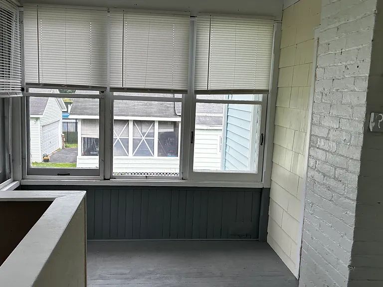 Havens Ave — Photo 9