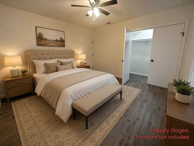 5934 Victor St #3 — Photo 3