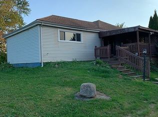 4078 S Cemetery Rd, North East, PA 16428