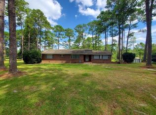 23 Lake Say Hi Dr, Tifton, GA 31793