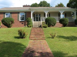 1209 Trotwood Ave, Columbia, TN 38401
