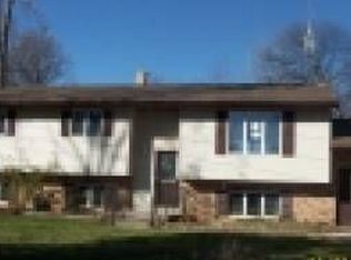 394 W Whitefeather Rd, Pinconning, MI 48650