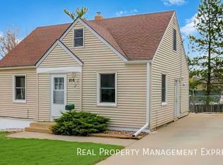 816 S Glendale Ave, Sioux Falls, SD 57104