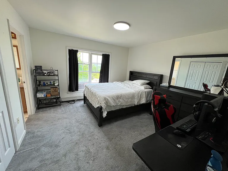 211 Hill Dr — Photo 8