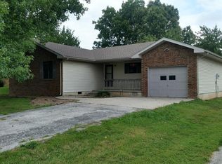 628 S White Oak Rd, Marshfield, MO 65706