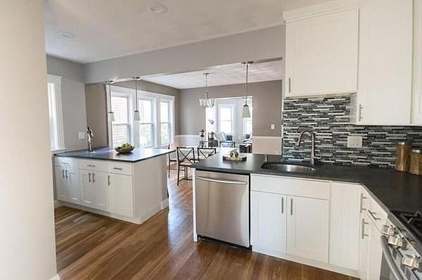 2nd image of 24 Thelma Rd #1