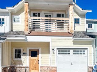 736 Harbor Town Dr, Edmond, OK 73034