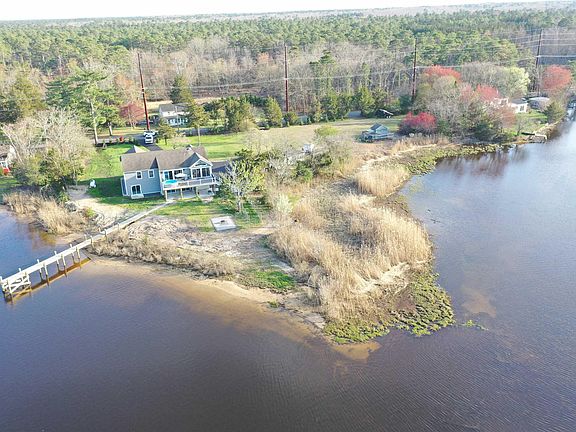 2nd image of 68 Riverside Dr